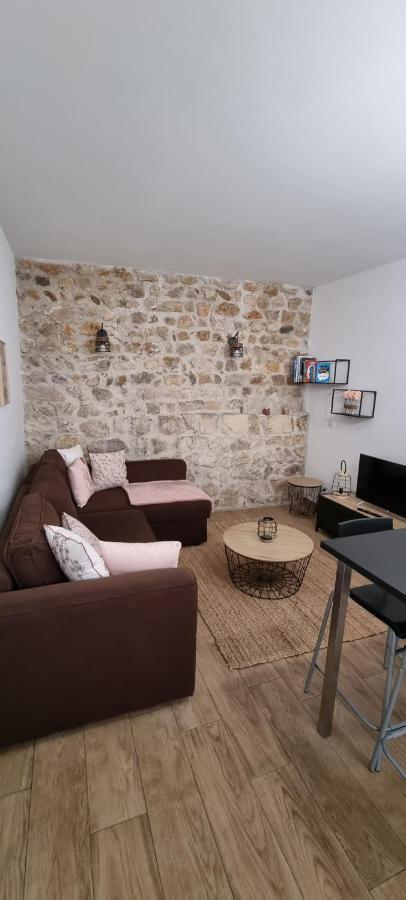Appartement Chaleureux En Ardeche La Roche-de-Glun المظهر الخارجي الصورة